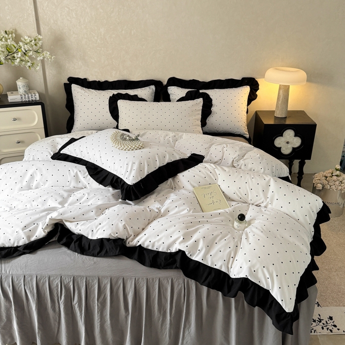 91家纺网 家纺一手货源 找家纺 上尚居 2025新款法式花边赫本风印花云朵棉四件套 点点爱