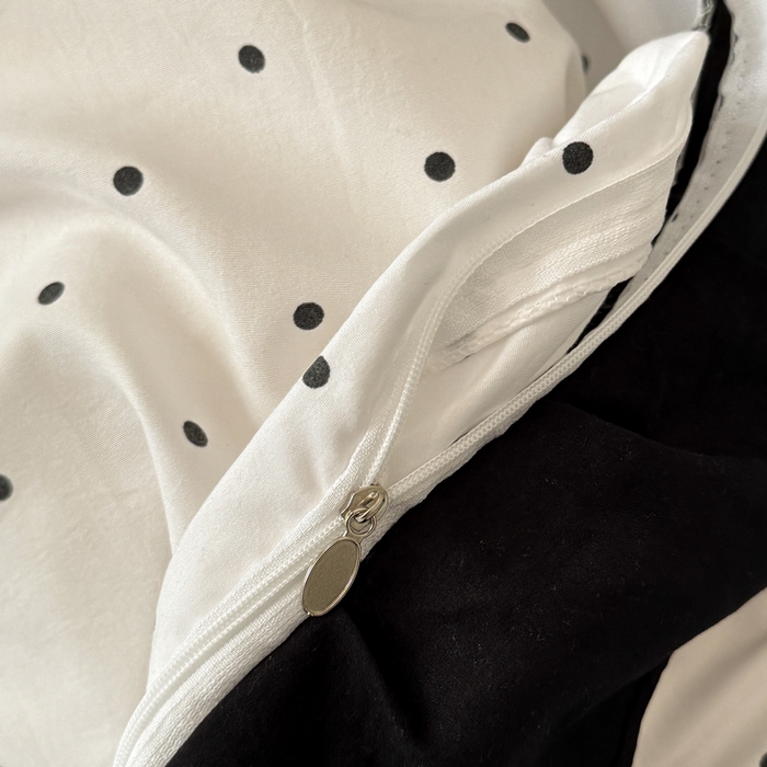 91家纺网 家纺一手货源 找家纺 上尚居 2025新款法式花边赫本风印花云朵棉四件套 点点爱