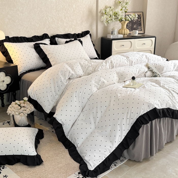 91家纺网 家纺一手货源 找家纺 上尚居 2025新款法式花边赫本风印花云朵棉四件套 点点爱