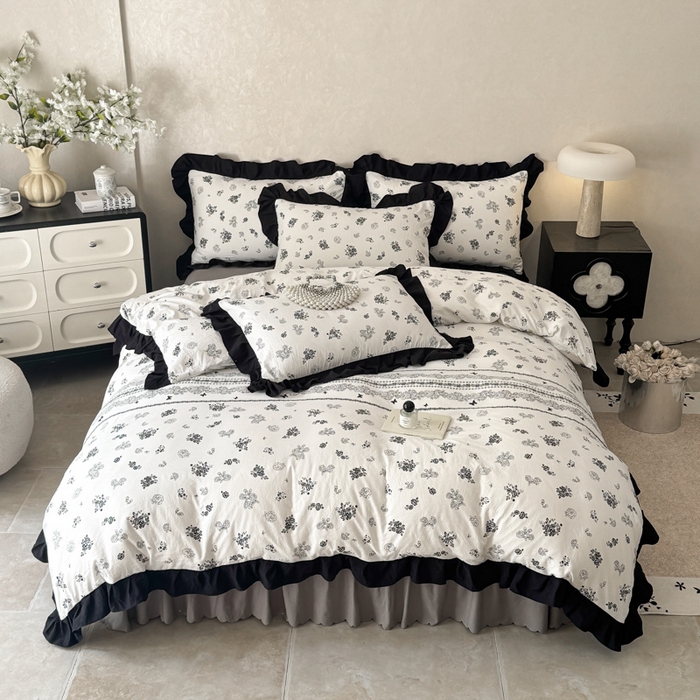 91家纺网 家纺一手货源 找家纺 上尚居 2025新款法式花边赫本风印花云朵棉四件套 花馨