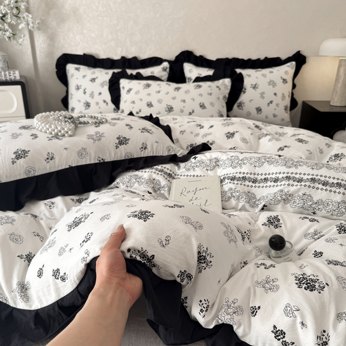 91家纺网 家纺一手货源 找家纺 上尚居 2025新款法式花边赫本风印花云朵棉四件套 花馨