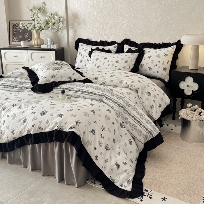 91家纺网 家纺一手货源 找家纺 上尚居 2025新款法式花边赫本风印花云朵棉四件套 花馨