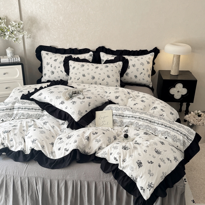 91家纺网 家纺一手货源 找家纺 上尚居 2025新款法式花边赫本风印花云朵棉四件套 花馨