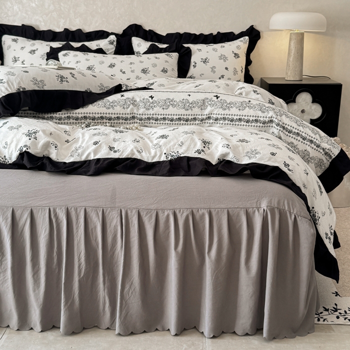 91家纺网 家纺一手货源 找家纺 上尚居 2025新款法式花边赫本风印花云朵棉四件套 花馨