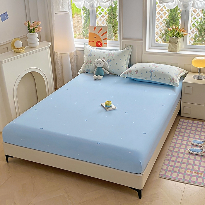 91家纺网 家纺一手货源 找家纺 天之爱 2025新款全棉印花单床笠 幽幽花间兔