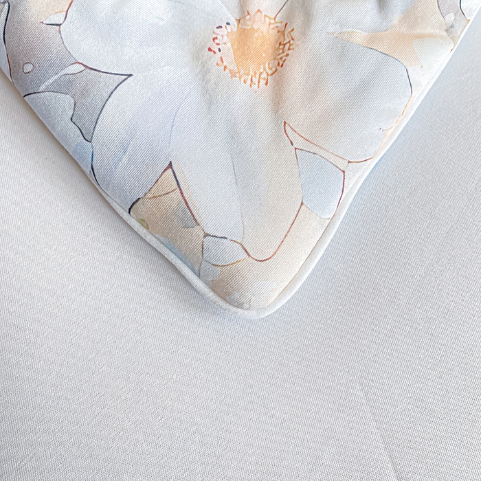 91家纺网 家纺一手货源 找家纺 欧雅搁家纺 2025年新款冷暖双感被大豆纤维填充针织棉夏被空调被夏凉被 沁园花语