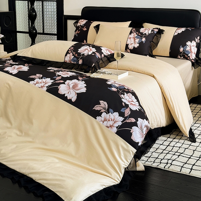 91家纺网 家纺一手货源 找家纺 宅家居 2025新款轻法式复古风拼接印花纯棉长绒棉韩式黑色花边40支全棉四件套-赫琳娜 赫琳娜-香槟金