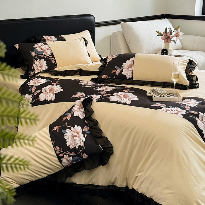 91家纺网 家纺一手货源 找家纺 宅家居 2025新款轻法式复古风拼接印花纯棉长绒棉韩式黑色花边40支全棉四件套-赫琳娜 赫琳娜-香槟金