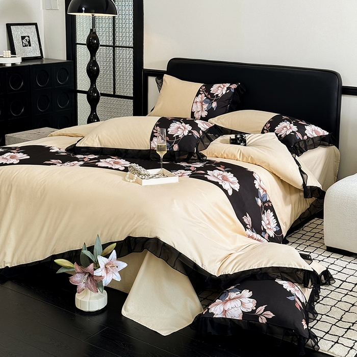 91家纺网 家纺一手货源 找家纺 宅家居 2025新款轻法式复古风拼接印花纯棉长绒棉韩式黑色花边40支全棉四件套-赫琳娜 赫琳娜-香槟金