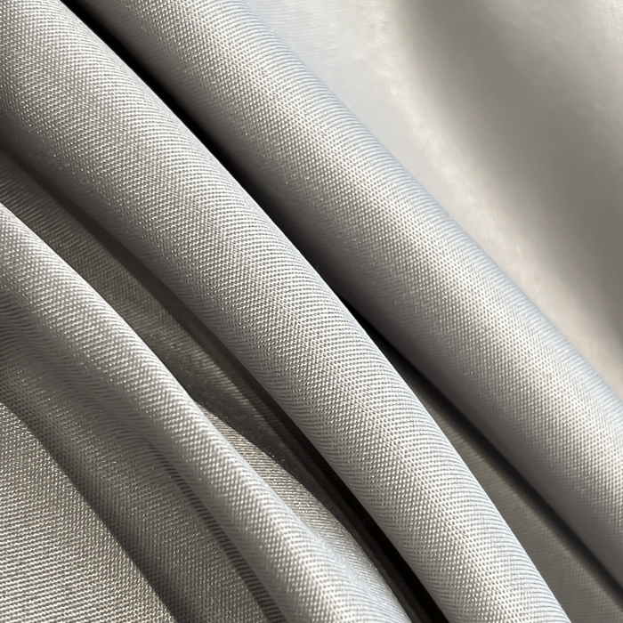 91家纺网 家纺一手货源 找家纺 大麦乐田 2025春夏新款珍珠棉达芙刺绣四件套 达芙  绅士灰+奶茶