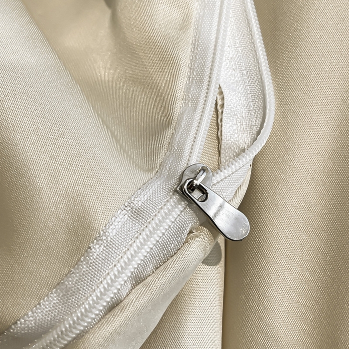 91家纺网 家纺一手货源 找家纺 大麦乐田 2025春夏新款珍珠棉达芙刺绣四件套 达芙  绅士灰+奶茶