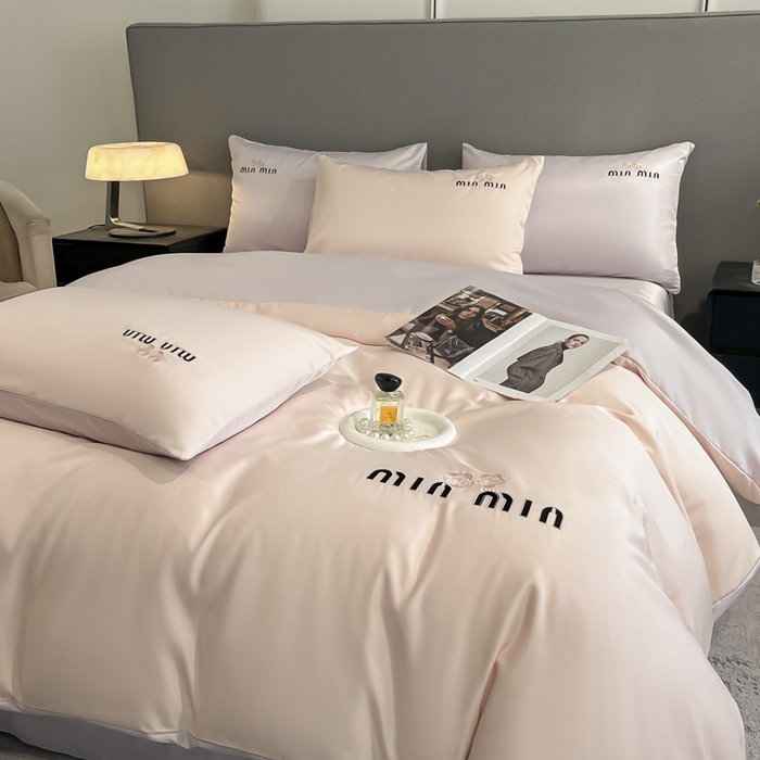 91家纺网 家纺一手货源 找家纺 大麦乐田 2025春夏新款珍珠棉达芙刺绣四件套 达芙  浪漫粉+浪漫紫