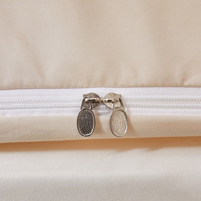 91家纺网 家纺一手货源 找家纺 锦逸家居 2025新款遮光防摔床帘式坐床蚊帐-仲夏之夜 米黄色