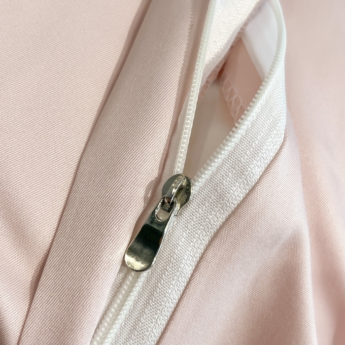 91家纺网 家纺一手货源 找家纺 大麦乐田 2025春夏新款珍珠棉达芙刺绣四件套 达芙  奶昔白+浪漫粉