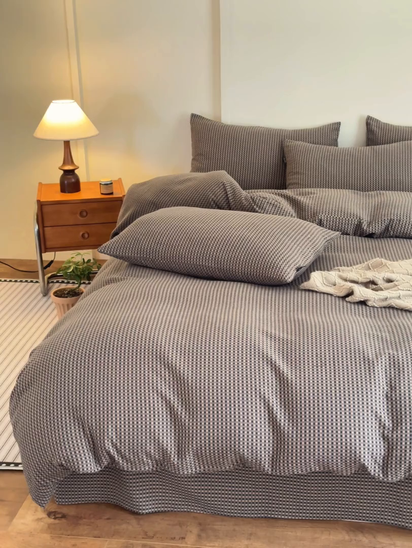 91家纺网 家纺一手货源 找家纺 云雀 2025新款A类全棉色织双层纱四件套 格林-豆纱