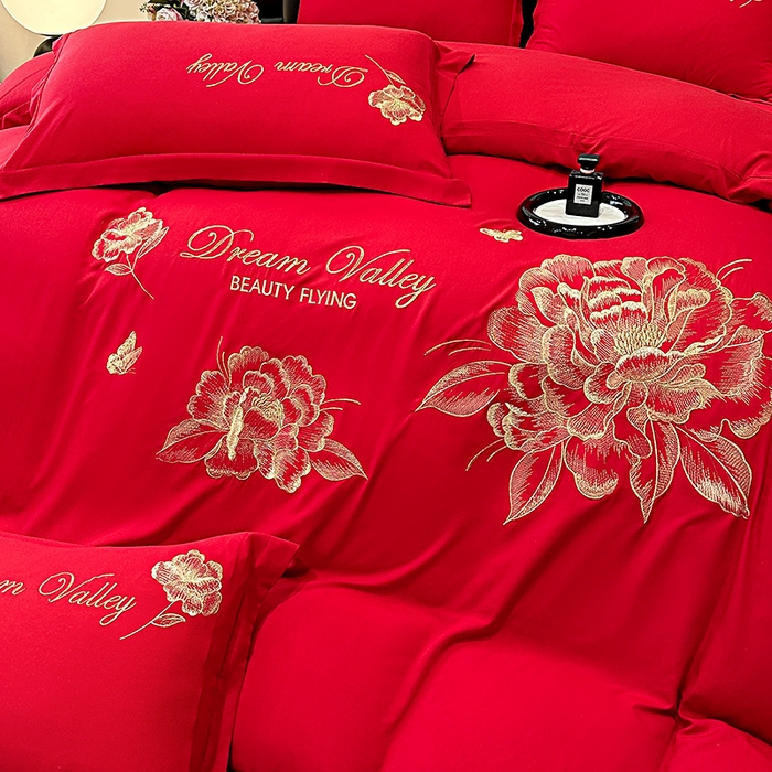 91家纺网 家纺一手货源 找家纺 大麦乐田 2025新款磨毛刺绣吊边四件套系列--盛世牡丹 盛世牡丹 大红