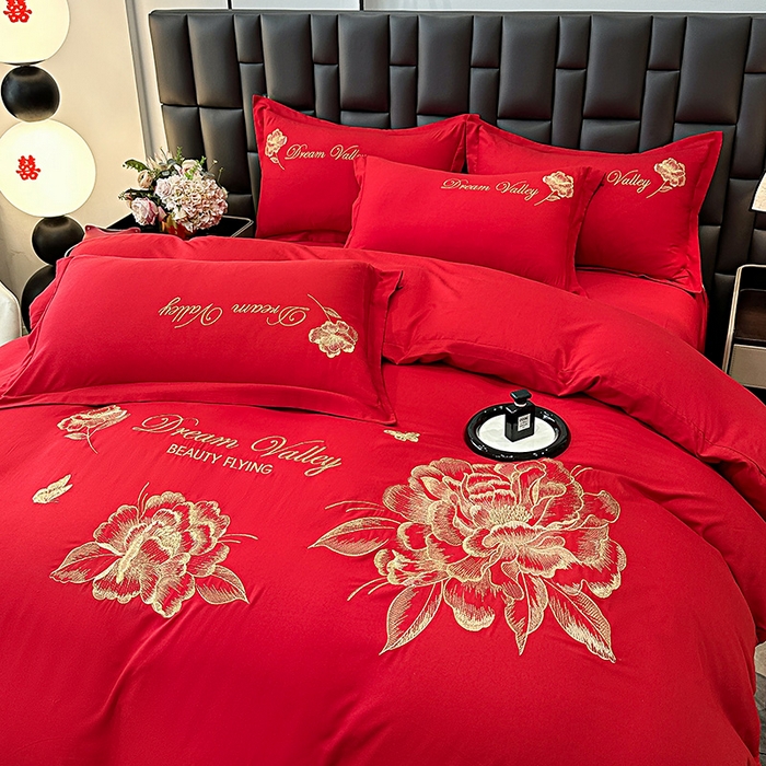 91家纺网 家纺一手货源 找家纺 大麦乐田 2025新款磨毛刺绣吊边四件套系列--盛世牡丹 盛世牡丹 大红
