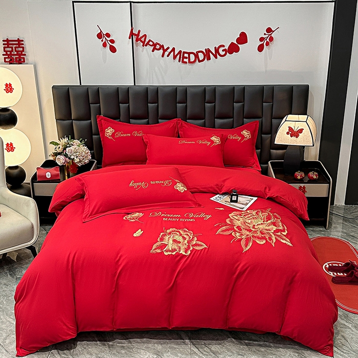 91家纺网 家纺一手货源 找家纺 大麦乐田 2025新款磨毛刺绣吊边四件套系列--盛世牡丹 盛世牡丹 大红