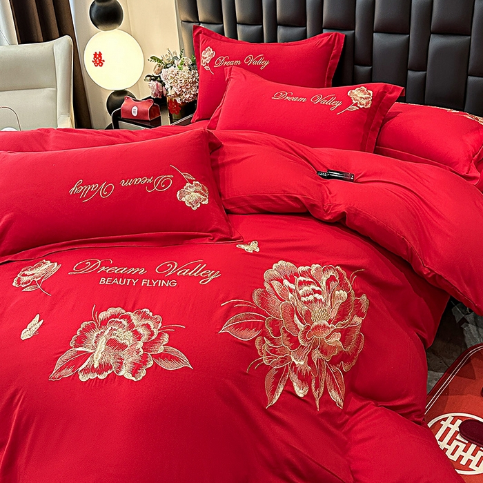 91家纺网 家纺一手货源 找家纺 大麦乐田 2025新款磨毛刺绣吊边四件套系列--盛世牡丹 盛世牡丹 大红