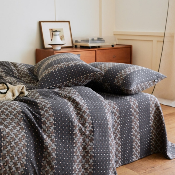 91家纺网 家纺一手货源 找家纺 云雀 2025新款A类全棉色织双层纱四件套 格林-深灰