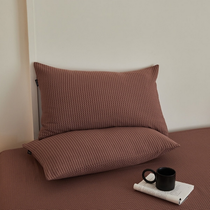 91家纺网 家纺一手货源 找家纺 云雀 2025新款A类全棉色织双层纱四件套 格林-烟红