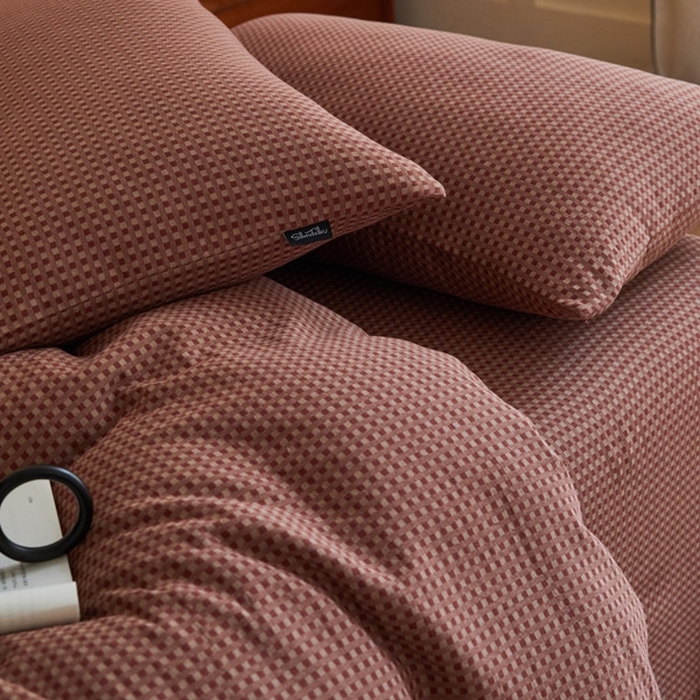 91家纺网 家纺一手货源 找家纺 云雀 2025新款A类全棉色织双层纱四件套 格林-烟红