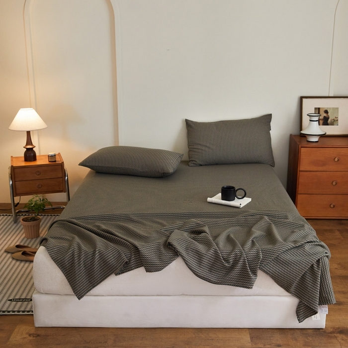 91家纺网 家纺一手货源 找家纺 云雀 2025新款A类全棉色织双层纱四件套 格林-烟灰