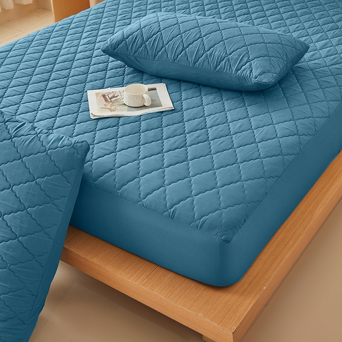 91家纺网 家纺一手货源 找家纺 衿成家纺 2025新款跨境电商热款菱形格夹棉防水床笠支持大佬价跑量多尺寸可做-单枕套 L-深蓝