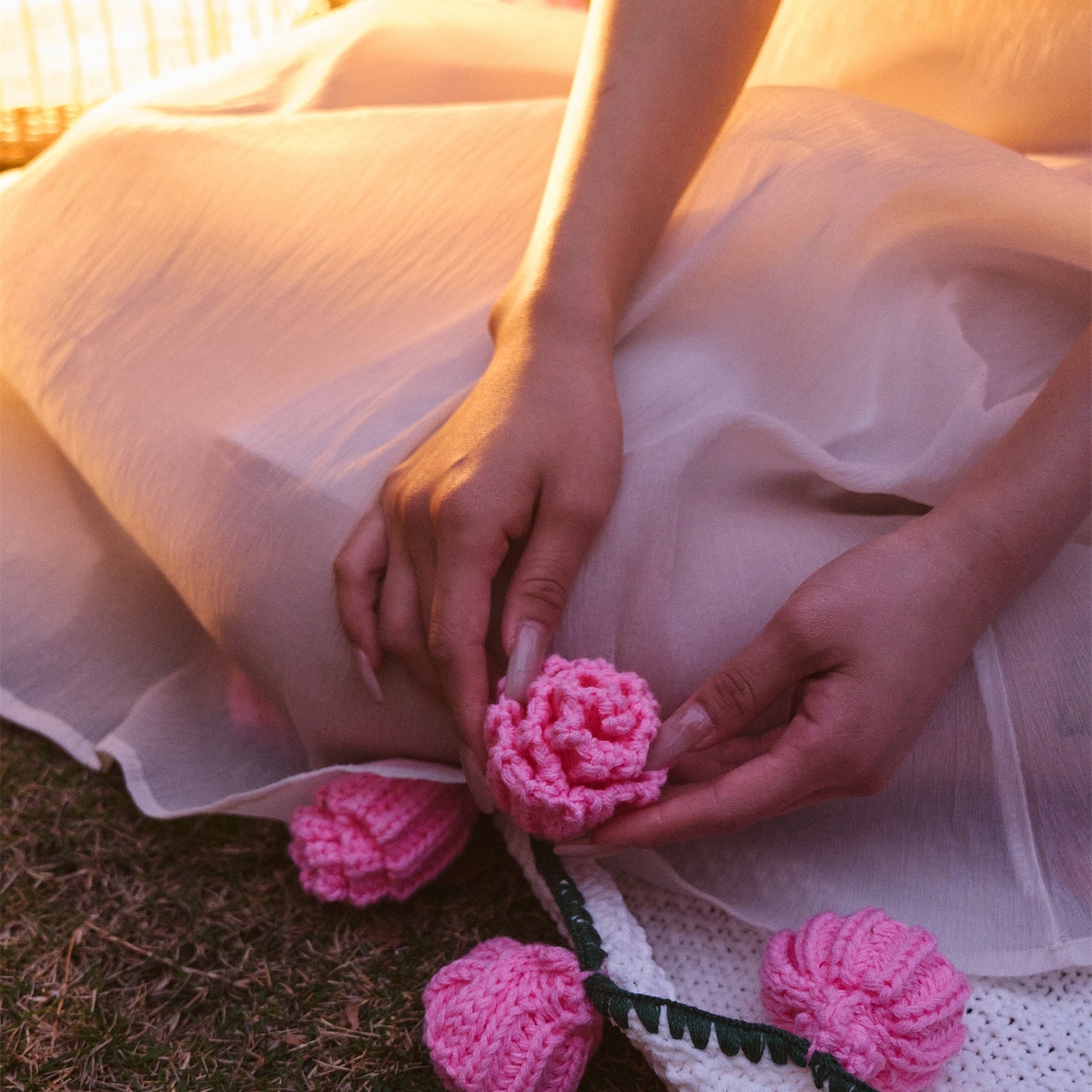 91家纺网 家纺一手货源 找家纺 （总）暖绵绵家纺 2025春夏新款玫瑰花束毯多功能盖毯花束毯子 玫瑰花毯子毛毯毯子-桑薇