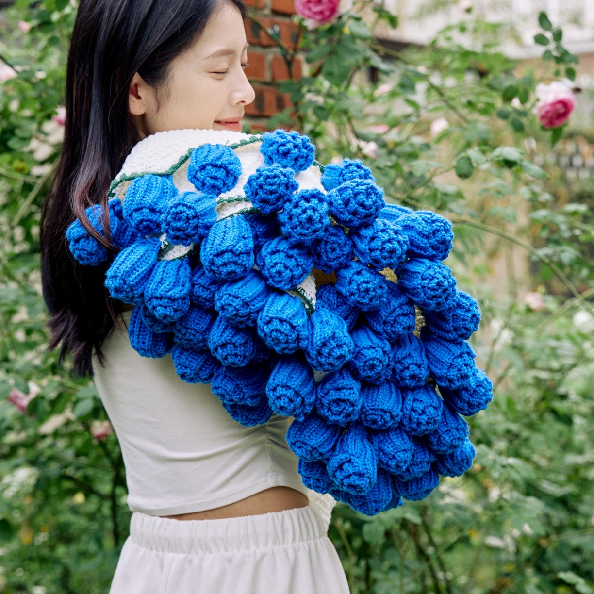 91家纺网 家纺一手货源 找家纺 暖绵绵家纺 2025春夏新款玫瑰花束毯多功能盖毯花束毯子 玫瑰花毯子毛毯毯子-桑薇 桑薇-深蓝