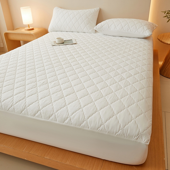 91家纺网 家纺一手货源 找家纺 衿成家纺 2025新款跨境电商热款菱形格夹棉防水床笠支持大佬价跑量多尺寸可做-单床笠 L-白色