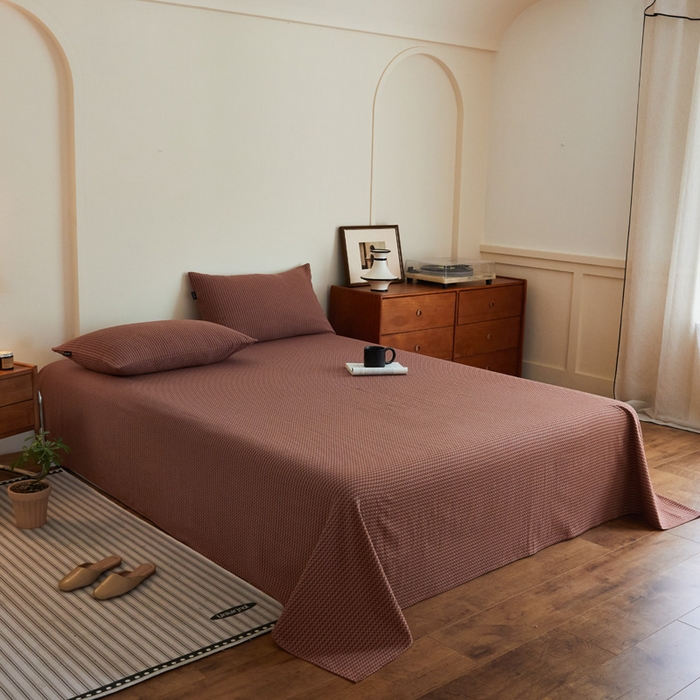 91家纺网 家纺一手货源 找家纺 云雀 2025新款A类全棉色织双层纱单床单 格林烟红