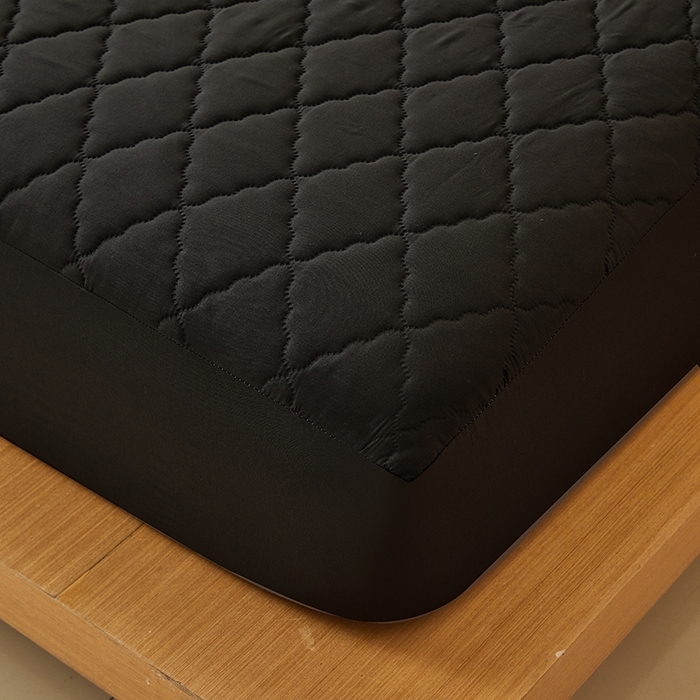 91家纺网 家纺一手货源 找家纺 衿成家纺 2025新款跨境电商热款菱形格夹棉防水床笠支持大佬价跑量多尺寸可做-单床笠 L-黑色