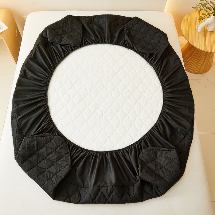 91家纺网 家纺一手货源 找家纺 衿成家纺 2025新款跨境电商热款菱形格夹棉防水床笠支持大佬价跑量多尺寸可做-单床笠 L-黑色