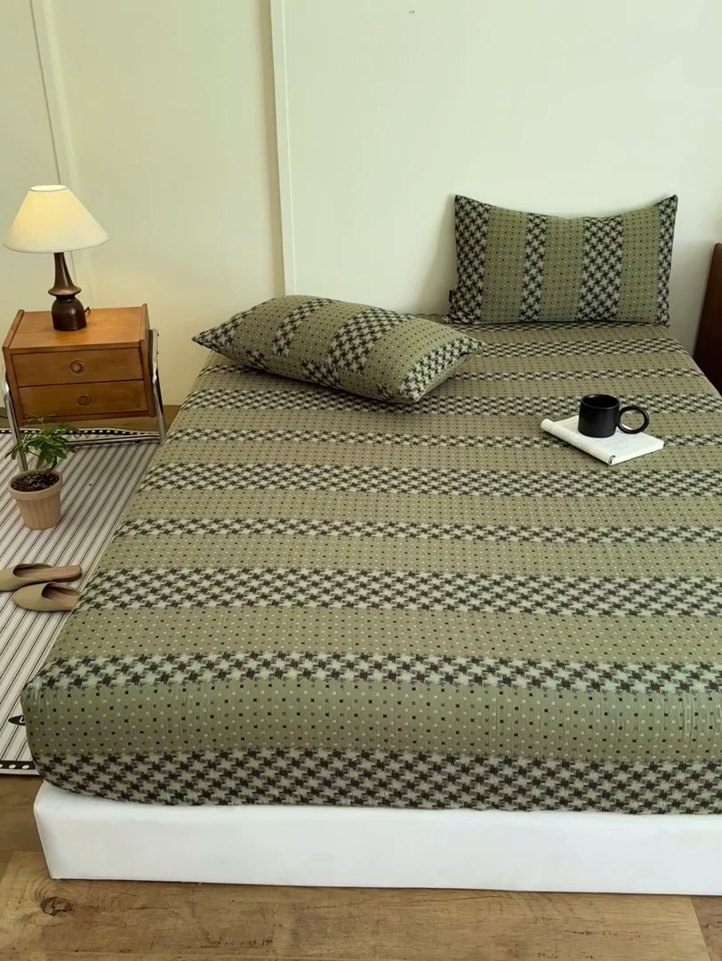 91家纺网 家纺一手货源 找家纺 2025新款A类全棉色织双层纱单床笠 格林-绿