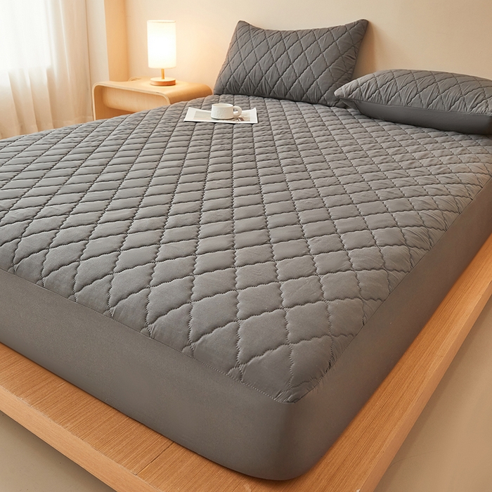 91家纺网 家纺一手货源 找家纺 衿成家纺 2025新款跨境电商热款菱形格夹棉防水床笠支持大佬价跑量多尺寸可做-单床笠 L-深灰