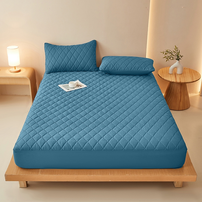 91家纺网 家纺一手货源 找家纺 衿成家纺 2025新款跨境电商热款菱形格夹棉防水床笠支持大佬价跑量多尺寸可做-单床笠 L-深蓝