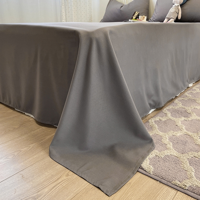 91家纺网 家纺一手货源 找家纺 悦织湾家纺 2025新款水洗棉亲肤纯色双拼AB版双面两用轻奢风床上用品四件套学生宿舍三件套 纯色浅灰