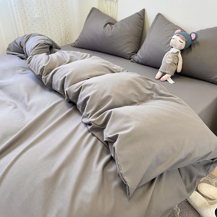 91家纺网 家纺一手货源 找家纺 悦织湾家纺 2025新款水洗棉亲肤纯色双拼AB版双面两用轻奢风床上用品四件套学生宿舍三件套 纯色浅灰