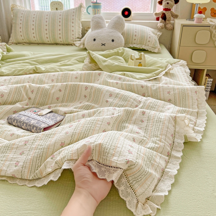 一比一家纺 2025新款云感皱皱纱全棉花边款夏被四件套【控价109元】 白茶绿