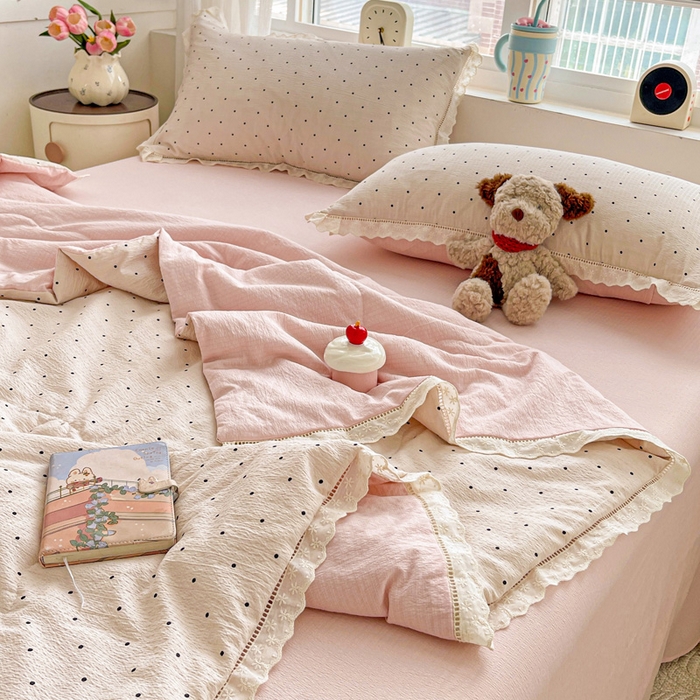 91家纺网 家纺一手货源 找家纺 一比一家纺 2025新款云感皱皱纱全棉花边款夏被四件套【控价109元】 初恋