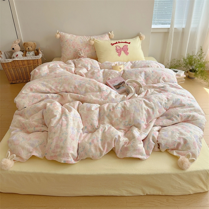 91家纺网 家纺一手货源 找家纺 丽涵家纺 2025新款全棉纯棉双层纱色织水洗棉毛巾绣四件套 球球款花花兔-奶黄