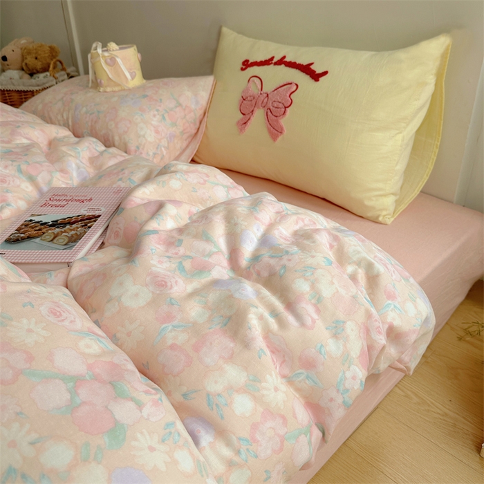 91家纺网 家纺一手货源 找家纺 丽涵家纺 2025新款全棉纯棉双层纱色织水洗棉毛巾绣四件套 花花兔-粉色