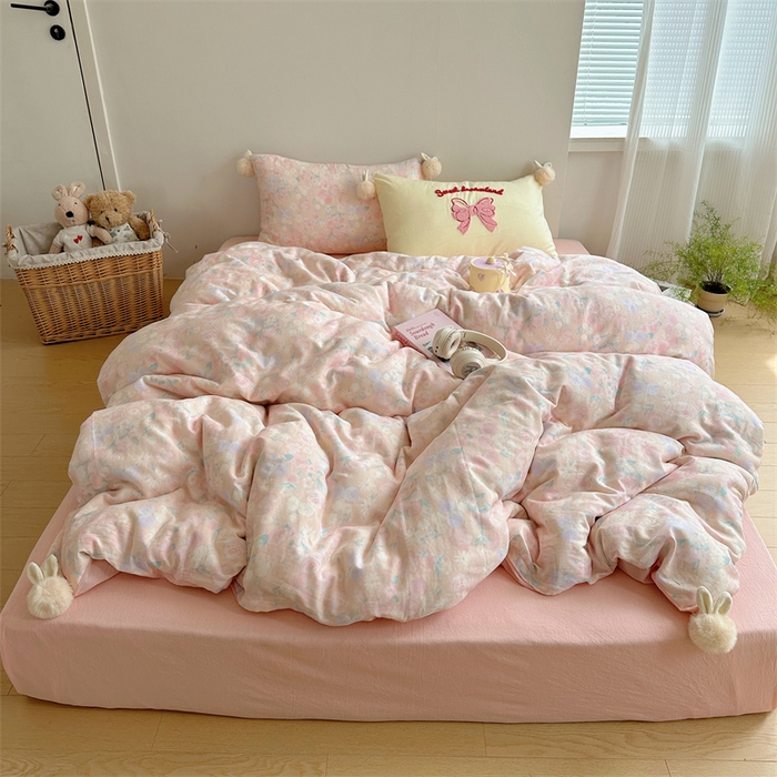 91家纺网 家纺一手货源 找家纺 丽涵家纺 2025新款全棉纯棉双层纱色织水洗棉毛巾绣四件套 球球款花花兔-粉色