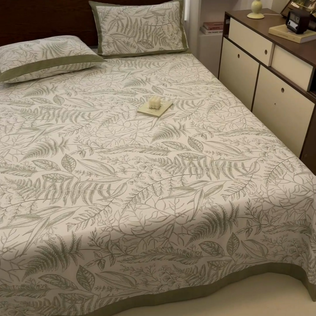 91家纺网 家纺一手货源 找家纺 宜代光年  2025新款全棉老粗布数码印花床单（拼角工艺） 叶语