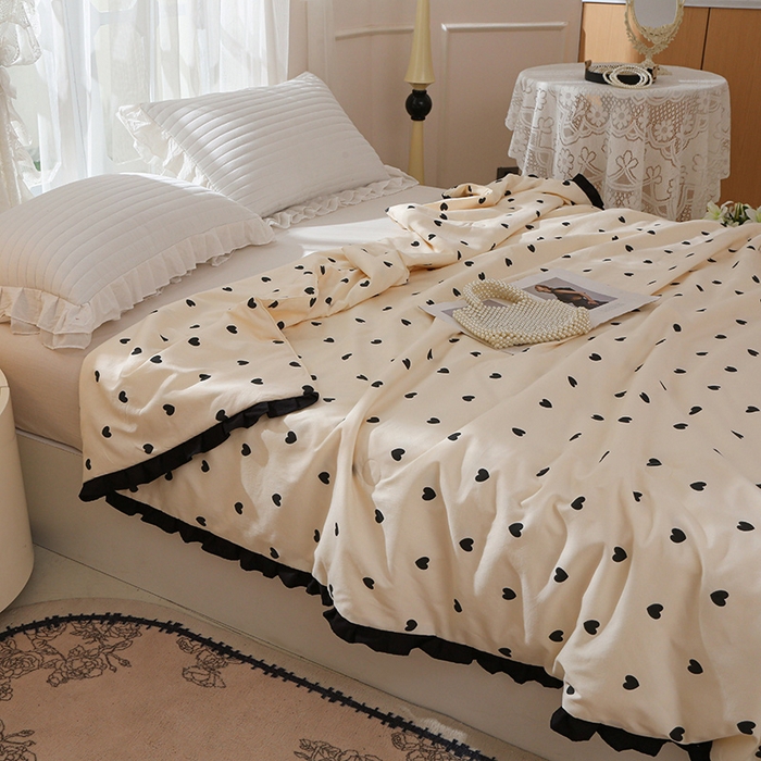 91家纺网 家纺一手货源 找家纺 （总）薇玛仕 2025新款韩版宽边水洗棉大豆夏被赫本风亲肤柔软夏季薄被子