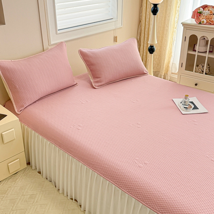 91家纺网 家纺一手货源 找家纺 布卢姆床垫 2025新款A类PE乙纶冰豆豆凉席床裙款 樱桃 粉