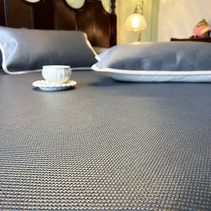 91家纺网 家纺一手货源 找家纺 网红馆（ck家纺） 2025新款可脱卸床裙款冰藤席-盛夏繁星 蓝灰