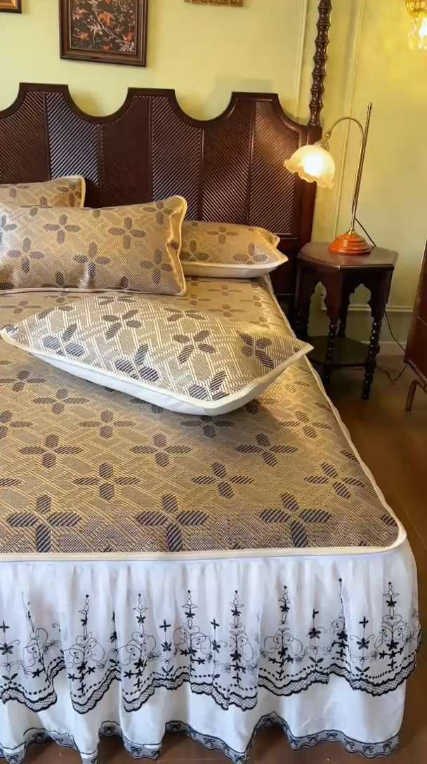 91家纺网 家纺一手货源 找家纺 网红馆（ck家纺） 2025新款可脱卸床裙款冰藤席-盛夏繁星 钴蓝