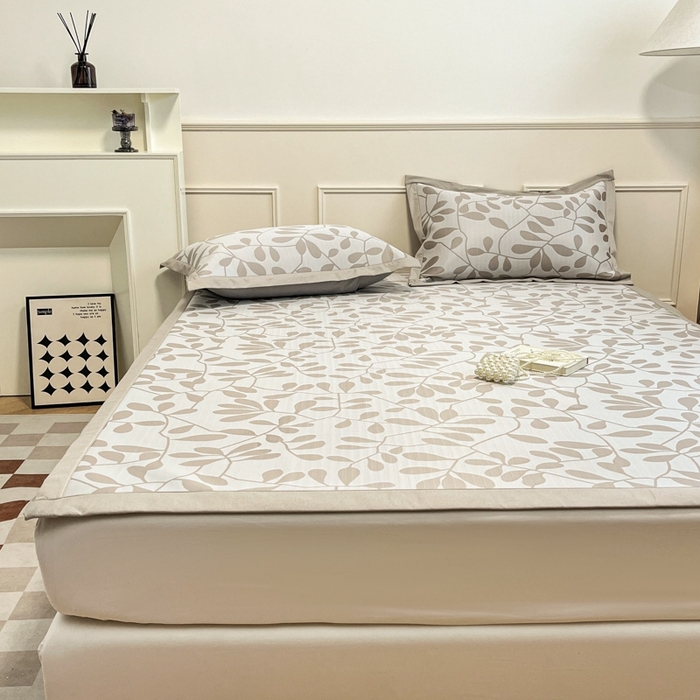 91家纺网 家纺一手货源 找家纺 宜代光年 2025新款冷凝丝可水洗提花凉感席-床席款 凉感叶繁-咖